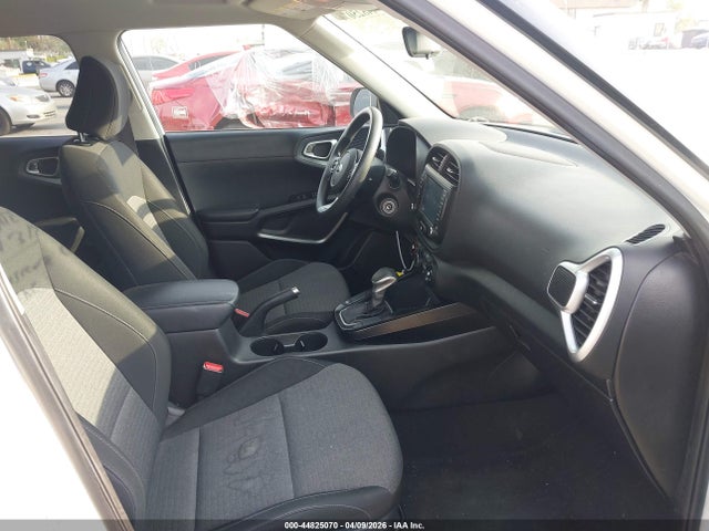 KNDJ23AU6L7038023 KIA SOUL S