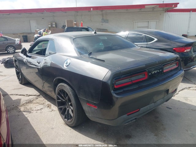 44825073 :رقم المزاد ، 2C3CDZAG9FH783961 vin ، 2015 Dodge Challenger Sxt مزاد بيع