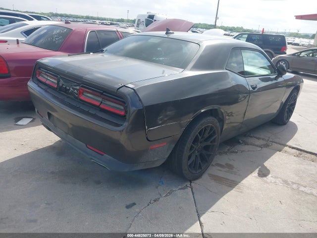 44825073 :رقم المزاد ، 2C3CDZAG9FH783961 vin ، 2015 Dodge Challenger Sxt مزاد بيع