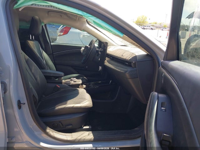 Ford Mustang Mach-e Premium 2024 3FMTK3R74RMA14966 Image 5