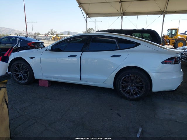 2022 Tesla Model S Plaid მანქანა იყიდება აუქციონზე, vin: 5YJSA1E6XNF488990, აუქციონის ნომერი: 44825132