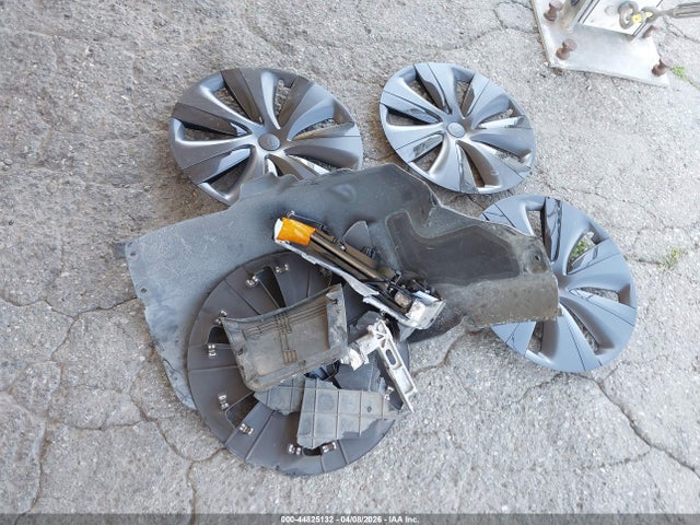 2022 Tesla Model S Plaid მანქანა იყიდება აუქციონზე, vin: 5YJSA1E6XNF488990, აუქციონის ნომერი: 44825132