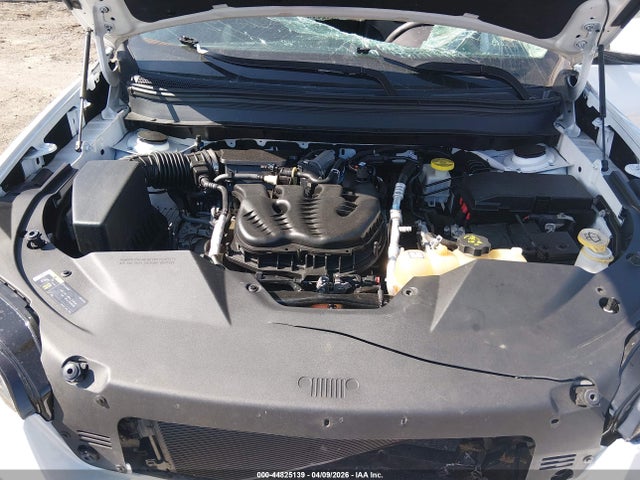 44825139 :رقم المزاد ، 1C4PJMLX9LD527091 vin ، 2020 Jeep Cherokee Altitude 4x4 مزاد بيع