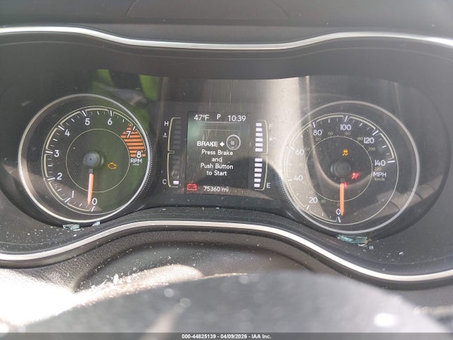 44825139 :رقم المزاد ، 1C4PJMLX9LD527091 vin ، 2020 Jeep Cherokee Altitude 4x4 مزاد بيع