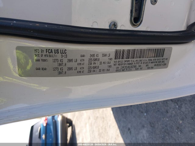 44825139 :رقم المزاد ، 1C4PJMLX9LD527091 vin ، 2020 Jeep Cherokee Altitude 4x4 مزاد بيع