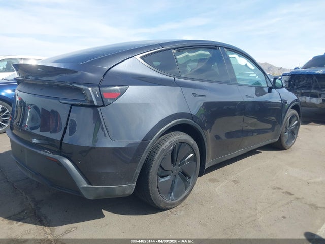 7SAYGDED4TA581106 Tesla Model Y Premium Rear-wheel Drive/standard Rear-wheel Drive