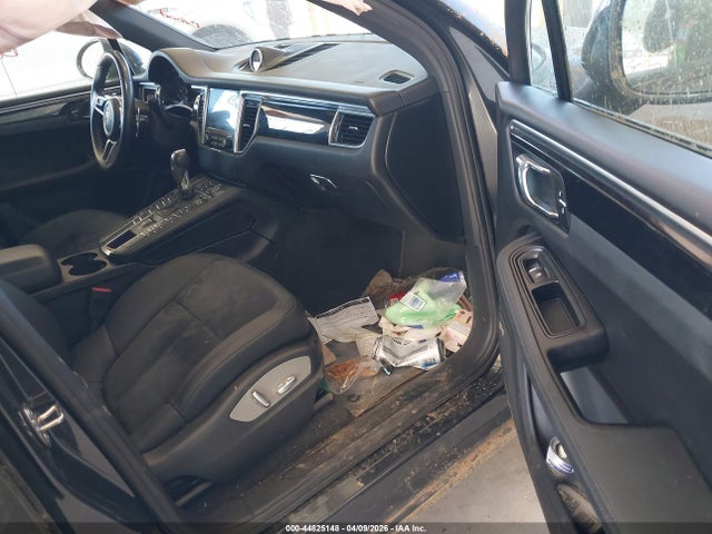 WP1AA2A5XHLB04432 Porsche Macan