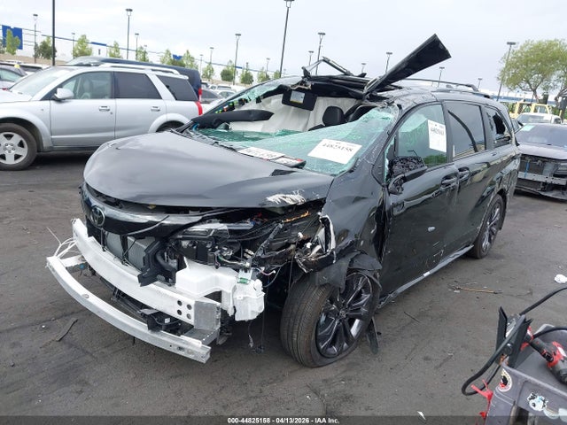 2026 Toyota Sienna Xse მანქანა იყიდება აუქციონზე, vin: 5TDXRKEC9TS291540, აუქციონის ნომერი: 44825158