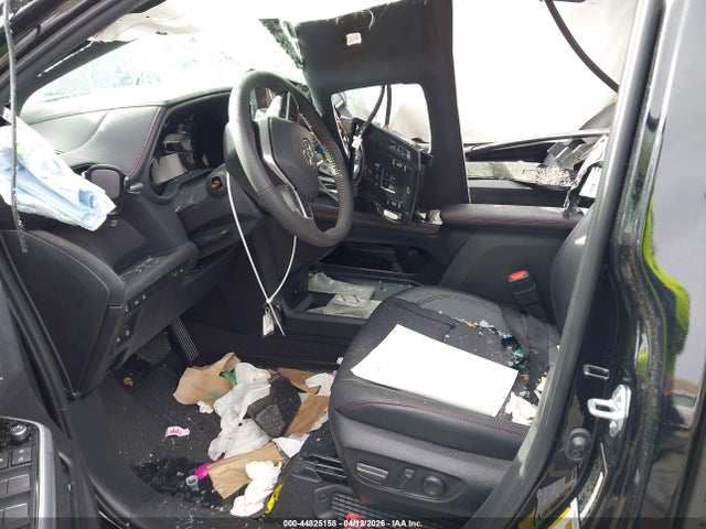 2026 Toyota Sienna Xse მანქანა იყიდება აუქციონზე, vin: 5TDXRKEC9TS291540, აუქციონის ნომერი: 44825158