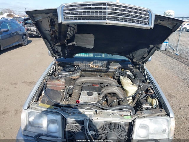 1995 MERCEDES-BENZ E WDBEB31E4SC194284 Photo 9