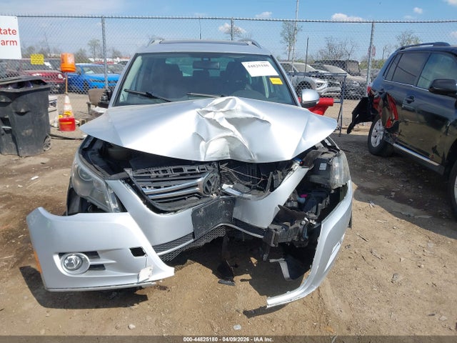 Продаж на аукціоні авто 2010 Volkswagen Tiguan Sel, vin: WVGBV7AX2AW535047, номер лоту: 44825180