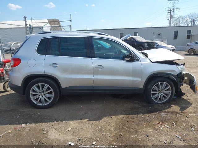 Продаж на аукціоні авто 2010 Volkswagen Tiguan Sel, vin: WVGBV7AX2AW535047, номер лоту: 44825180