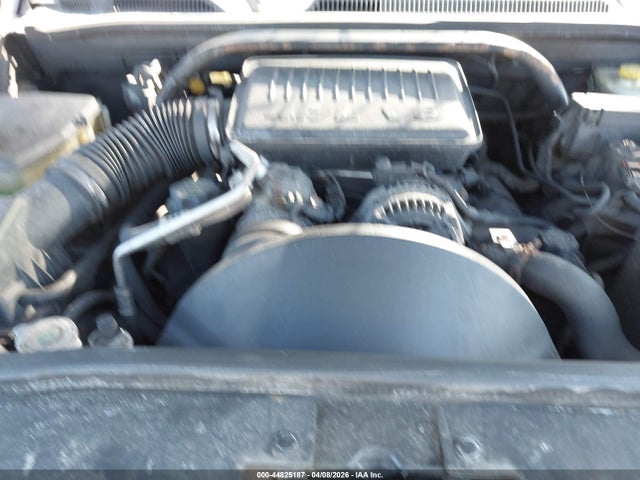 44825187 :رقم المزاد ، 1J8HG48N36C132532 vin ، 2006 Jeep Commander مزاد بيع