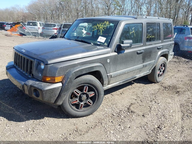 44825187 :رقم المزاد ، 1J8HG48N36C132532 vin ، 2006 Jeep Commander مزاد بيع