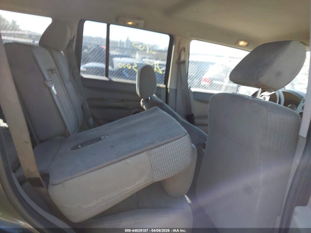 44825187 :رقم المزاد ، 1J8HG48N36C132532 vin ، 2006 Jeep Commander مزاد بيع