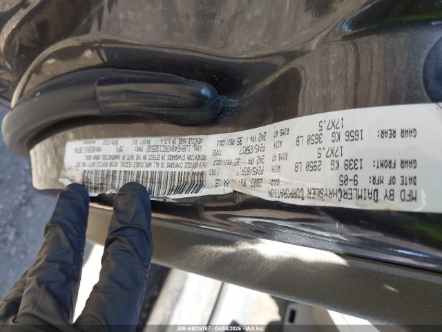 44825187 :رقم المزاد ، 1J8HG48N36C132532 vin ، 2006 Jeep Commander مزاد بيع