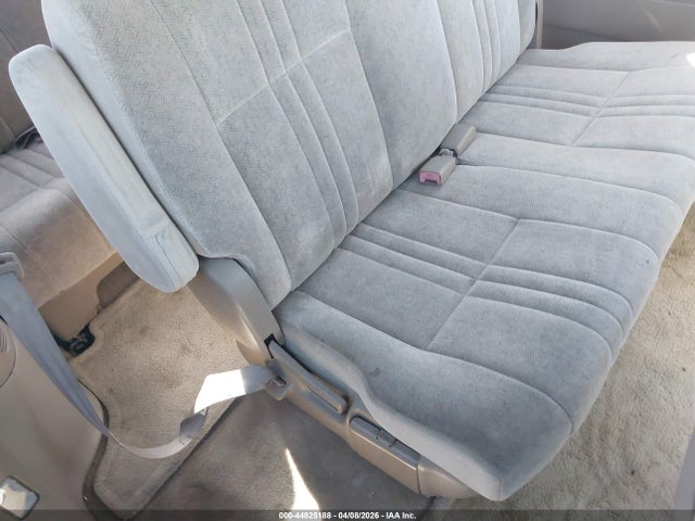 Продажа на аукционе авто 2000 Toyota Sienna Ce, vin: 4T3ZF19CXYU203445, номер лота: 44825188