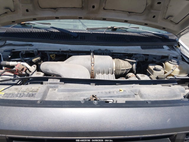2010 Ford E-250 Commercial მანქანა იყიდება აუქციონზე, vin: 1FTNE2EL6ADA98354, აუქციონის ნომერი: 44825196