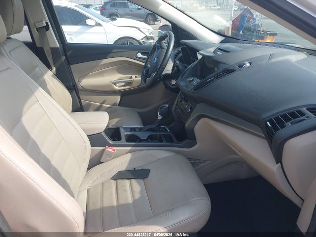 1FMCU0G95HUA80613 Ford ESCAPE SE