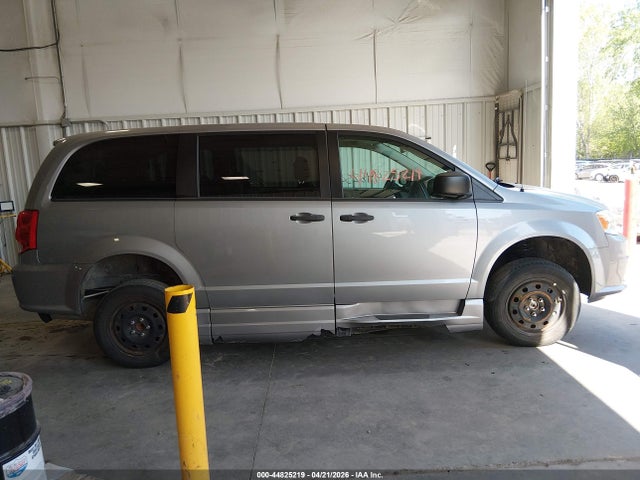 44825219 :رقم المزاد ، 2C7WDGBG7LR170936 vin ، 2020 Dodge Grand Caravan Se مزاد بيع