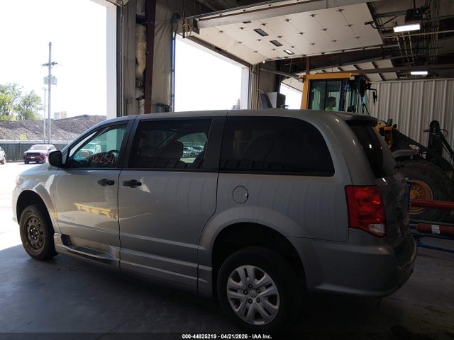44825219 :رقم المزاد ، 2C7WDGBG7LR170936 vin ، 2020 Dodge Grand Caravan Se مزاد بيع