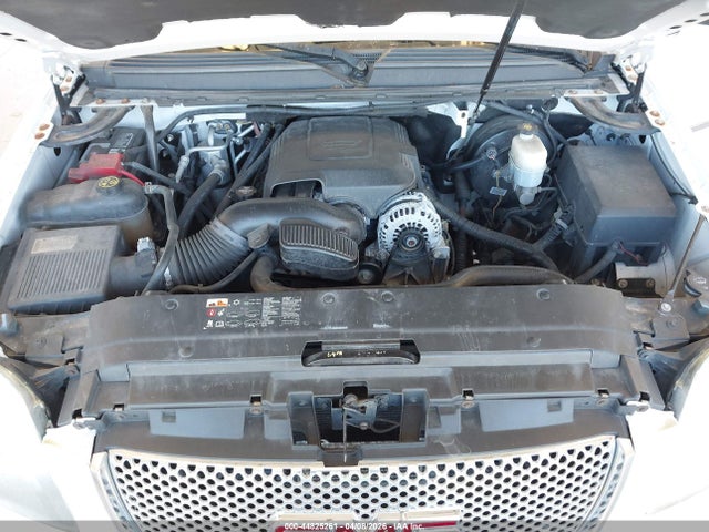 2013 Gmc Yukon Xl 1500 Denali მანქანა იყიდება აუქციონზე, vin: 1GKS1MEF3DR144299, აუქციონის ნომერი: 44825261