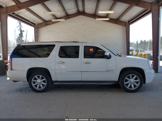 2013 Gmc Yukon Xl 1500 Denali მანქანა იყიდება აუქციონზე, vin: 1GKS1MEF3DR144299, აუქციონის ნომერი: 44825261