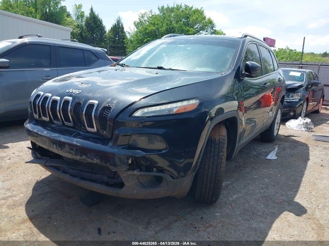 Продажа на аукционе авто 2016 Jeep Cherokee Latitude, vin: 1C4PJMCS2GW322548, номер лота: 44825265
