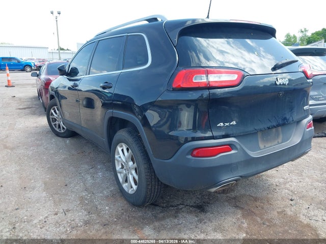 Продажа на аукционе авто 2016 Jeep Cherokee Latitude, vin: 1C4PJMCS2GW322548, номер лота: 44825265