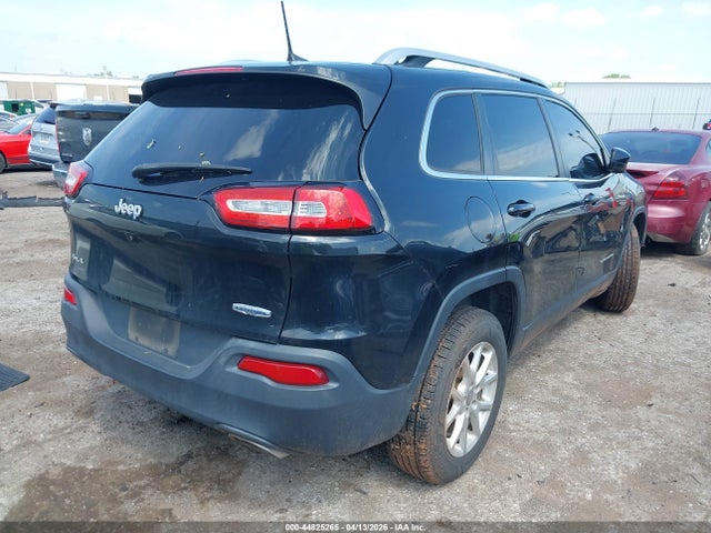 Продажа на аукционе авто 2016 Jeep Cherokee Latitude, vin: 1C4PJMCS2GW322548, номер лота: 44825265