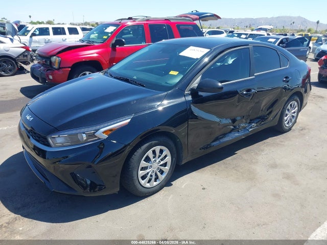 3KPF24AD6PE621550 KIA FORTE LX