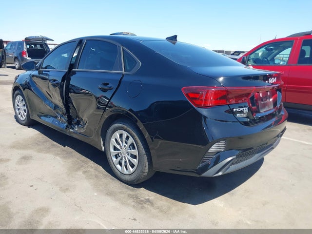 3KPF24AD6PE621550 KIA FORTE LX