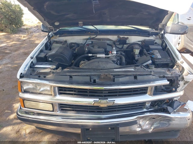 44825287 :رقم المزاد ، 1GNEC13R0XJ574770 vin ، 1999 Chevrolet Tahoe Lt مزاد بيع
