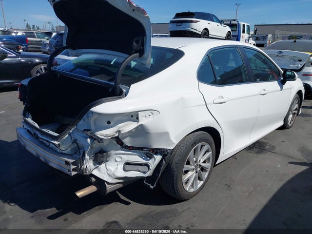 4T1R11BK4MU027477 Toyota Camry Le Awd