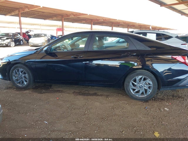 44825291 :رقم المزاد ، KMHLM4DG3RU778455 vin ، 2024 Hyundai Elantra Sel مزاد بيع