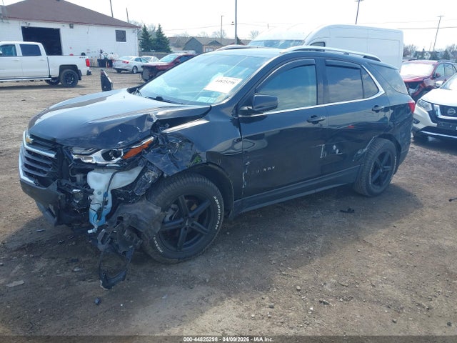 2019 Chevrolet Equinox Lt მანქანა იყიდება აუქციონზე, vin: 3GNAXUEV2KL390379, აუქციონის ნომერი: 44825298