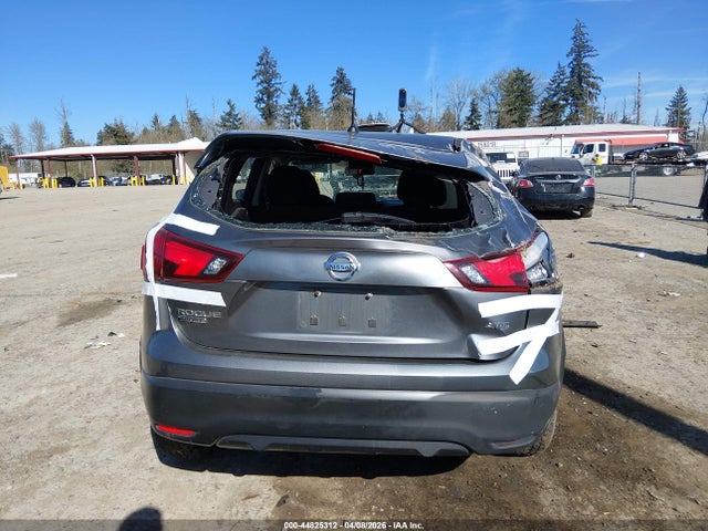 JN1BJ1CRXKW623831 Nissan Rogue Sport S
