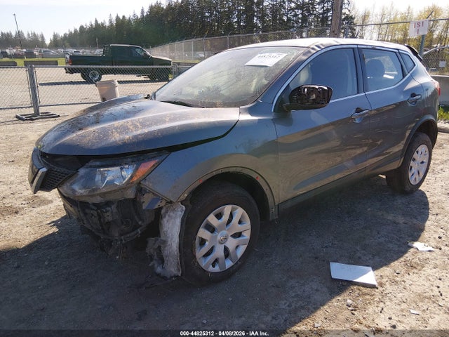 JN1BJ1CRXKW623831 Nissan Rogue Sport S