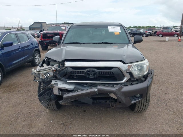44825321 :رقم المزاد ، 5TFJU4GN2FX082525 vin ، 2015 Toyota Tacoma Prerunner V6 مزاد بيع