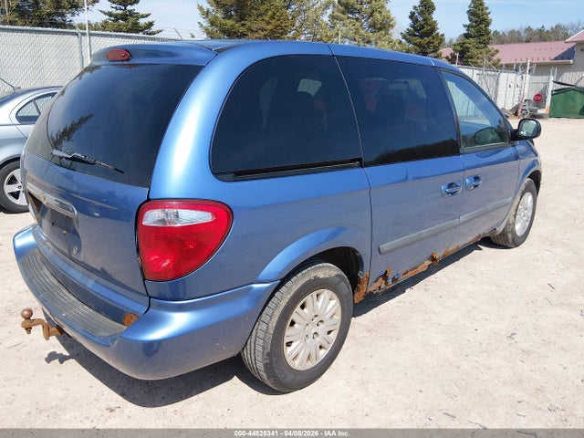 2007 CHRYSLER TOWN & COUNTRY 1A4GJ45R57B247811 Photo 3