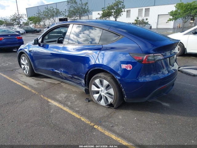 Продажа на аукционе авто 2022 Tesla Model Y Long Range Dual Motor All-wheel Drive, vin: 7SAYGDEE3NA001324, номер лота: 44825390