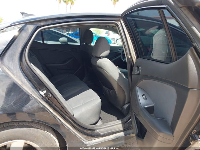 KIA Optima Lx 2015 5XXGM4A78FG463520 Image 8