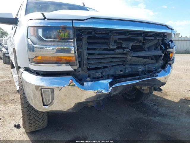 3GCUKREC5JG516662 Chevrolet Silverado 1500 1lt