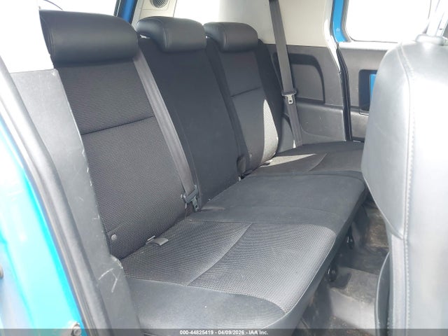 44825419 :رقم المزاد ، JTEBU11F870016118 vin ، 2007 Toyota Fj Cruiser مزاد بيع