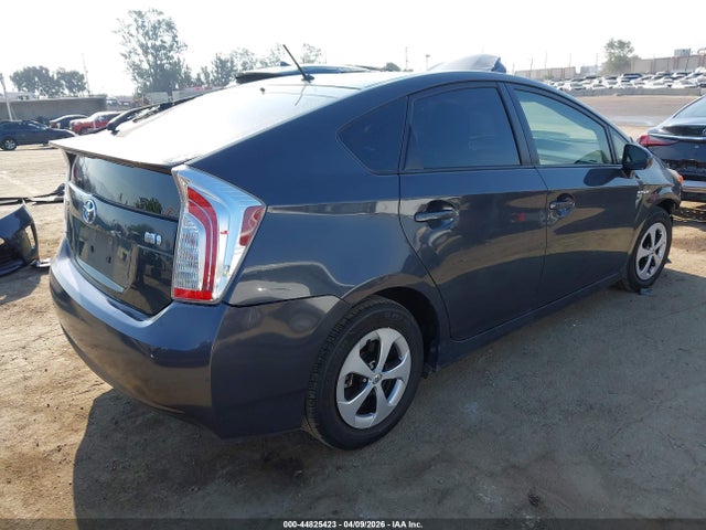 Toyota Prius Two 2015 JTDKN3DU7F0457373 Image 4
