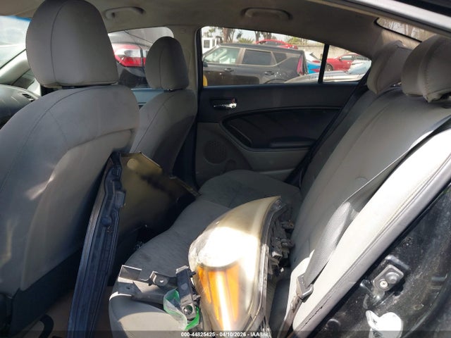 KNAFK4A63G5539351 KIA FORTE LX