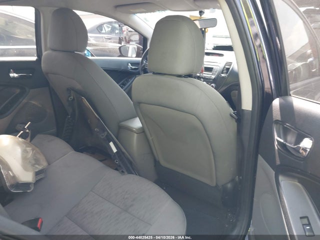 KNAFK4A63G5539351 KIA FORTE LX