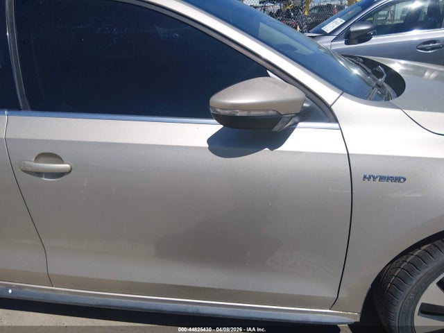 Продажа на аукционе авто 2013 Volkswagen Jetta Hybrid Sel Premium, vin: 3VW637AJ1DM272848, номер лота: 44825430