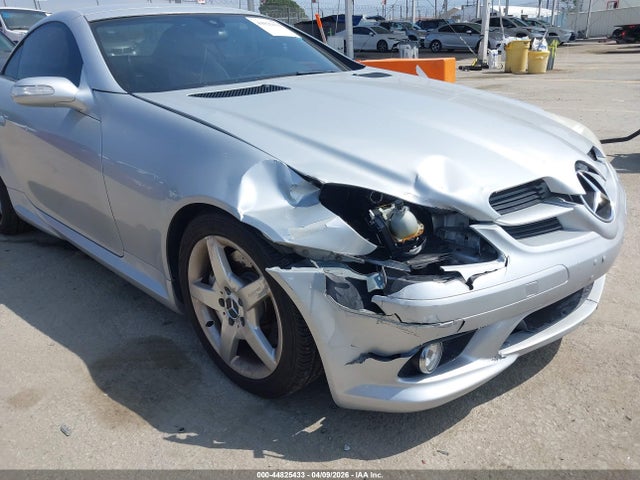 44825433 :رقم المزاد ، WDBWK56F66F117812 vin ، 2006 Mercedes-benz Slk 350 مزاد بيع
