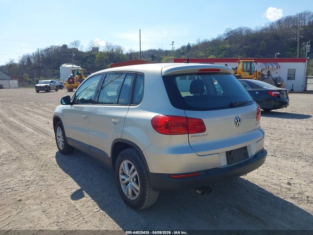 2014 VOLKSWAGEN TIGUAN WVGAV3AX8EW572839 Photo 2